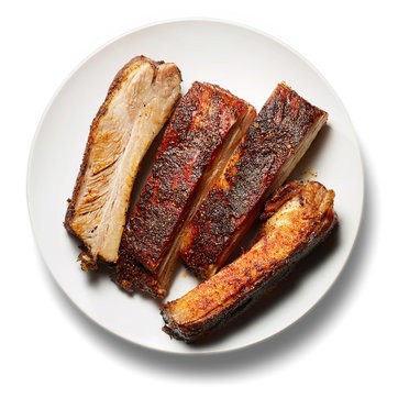Smoked and roasted BBQ spare ribs