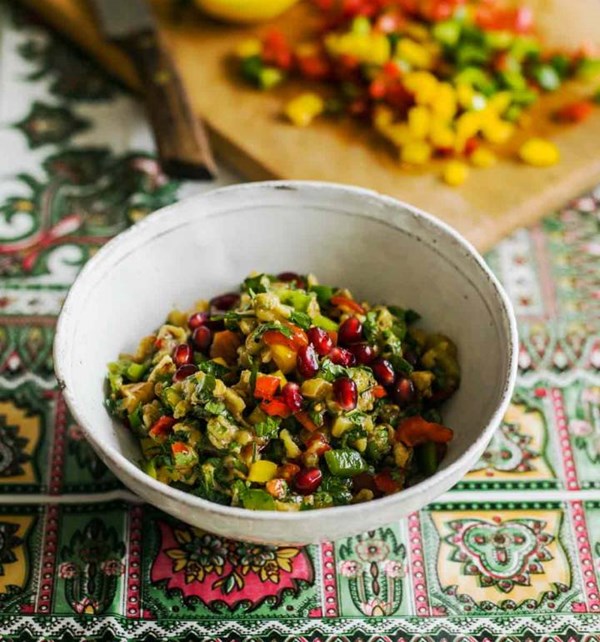 Smoked aubergine salad (Mkhabasa)