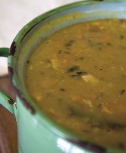 Smoked bacon & green split pea soup