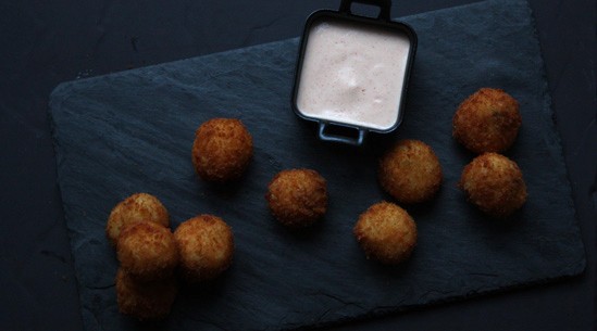 Smoked bacon, apple and onion croquetas with pimentón aioli