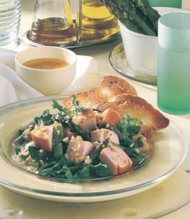 Smoked chicken salad with macadamia nut dressing