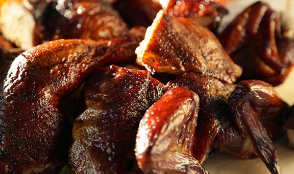 Smoked chicken with horseradish dip
