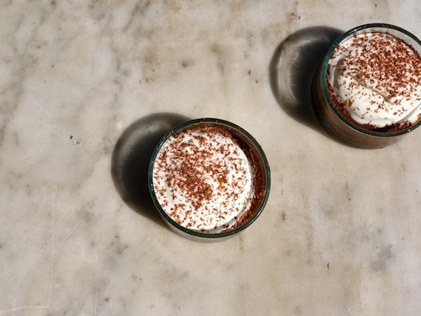 Smoked chocolate mousse