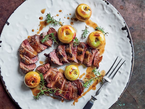Smoked duck breasts with apple-brandy caramel