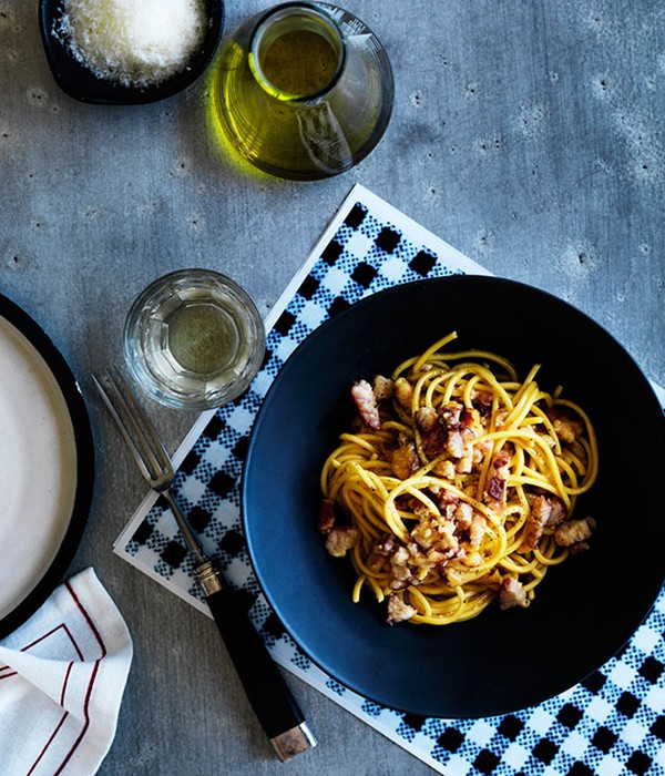 Smoked eel "carbonara"