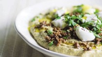 Smoked eggplant purée with lamb and yoghurt (Ali nazik)