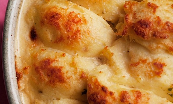 Smoked haddock and mushroom pie