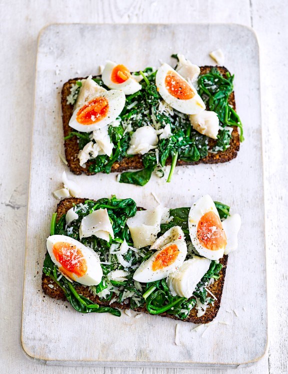 Smoked haddock and spinach rye toasts