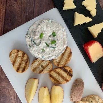 Smoked herring horseradish dip