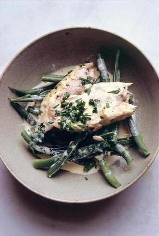 Smoked mackerel and green beans