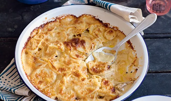 Smoked mackerel baked with cream & potatoes