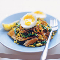 Smoked mackerel, cardamom and spinach kedgeree
