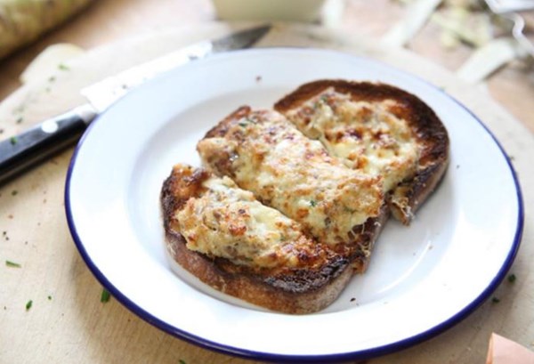Smoked mackerel on toast