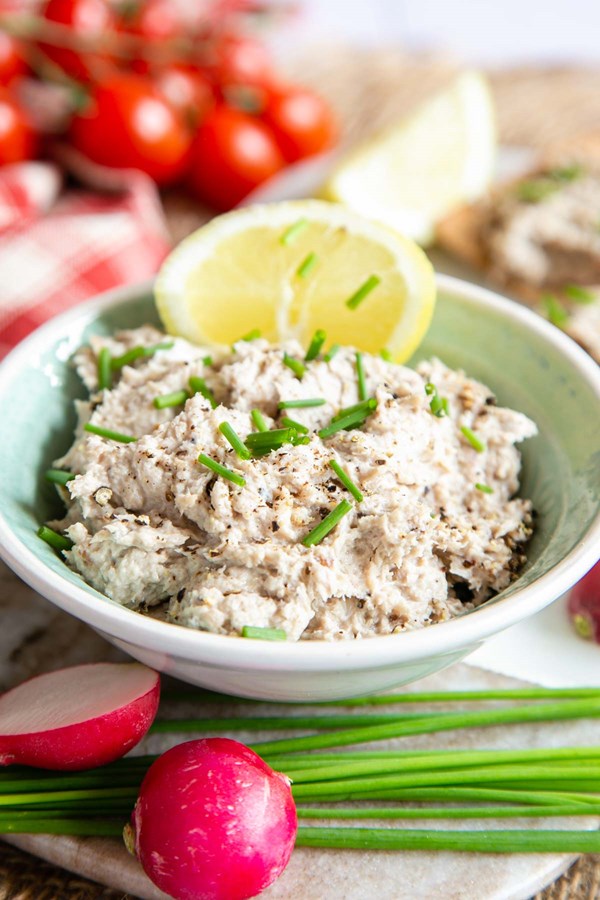 Smoked mackerel pate