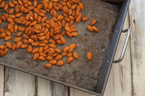 Smoked paprika & rosemary almonds