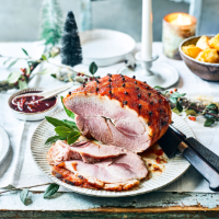 Smoked paprika and maple glazed ham