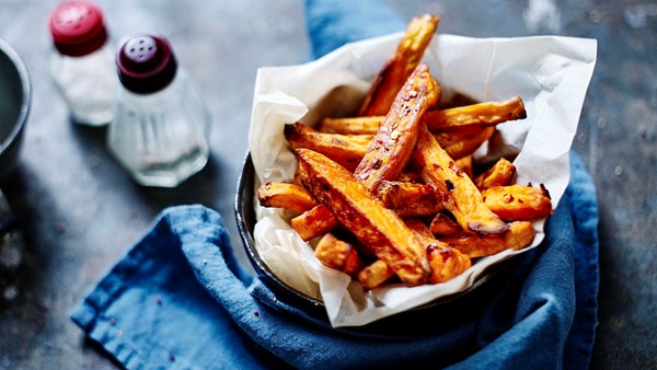 Smoked paprika sweet potato chips