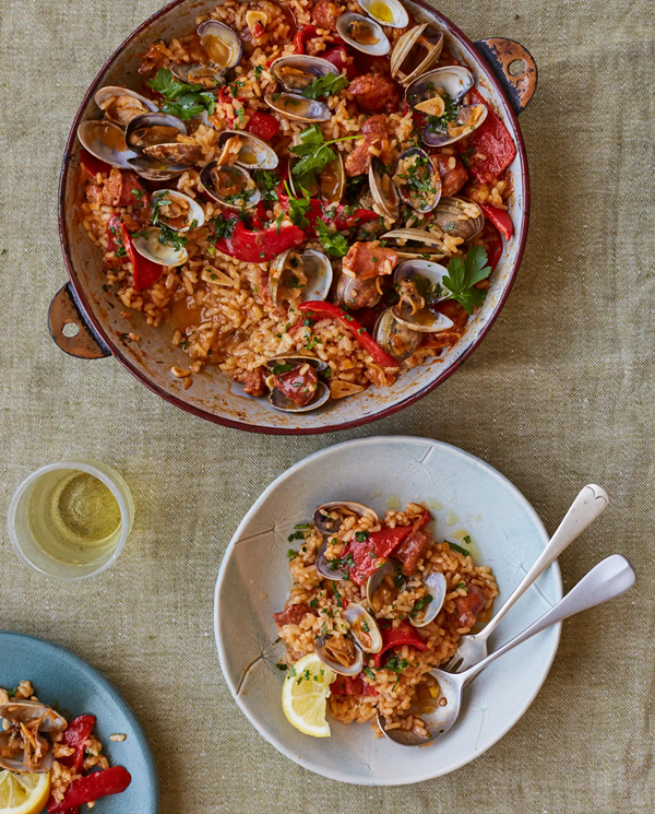 Smoked pimentón clam rice with chorizo