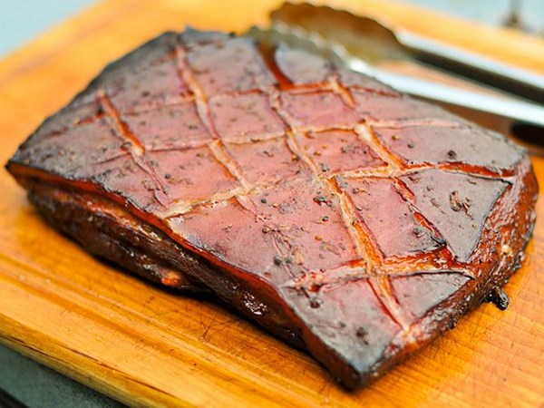 Smoked pork belly marinated in char siu sauce 