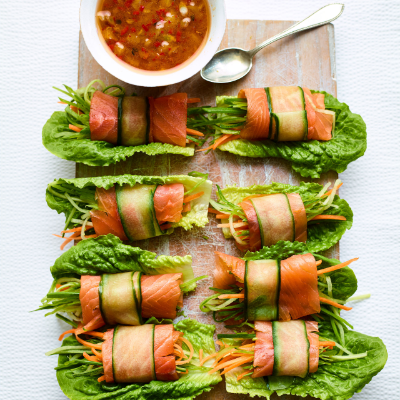 Smoked salmon & cucumber summer rolls