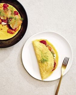 Smoked salmon and cream cheese omelette