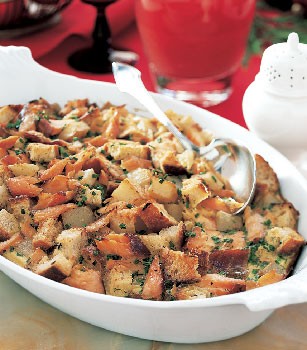 Smoked salmon and potato breakfast casserole
