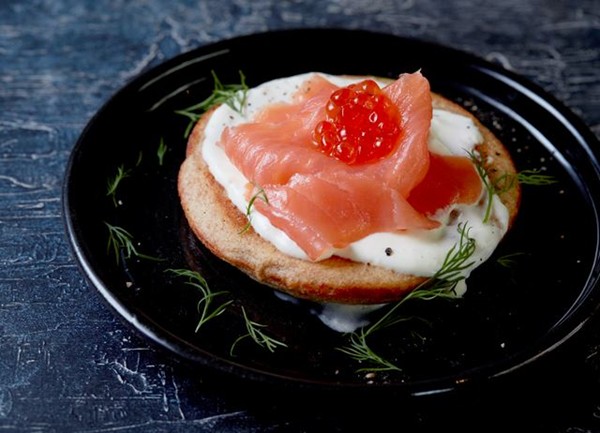 Smoked salmon blinis with caviar