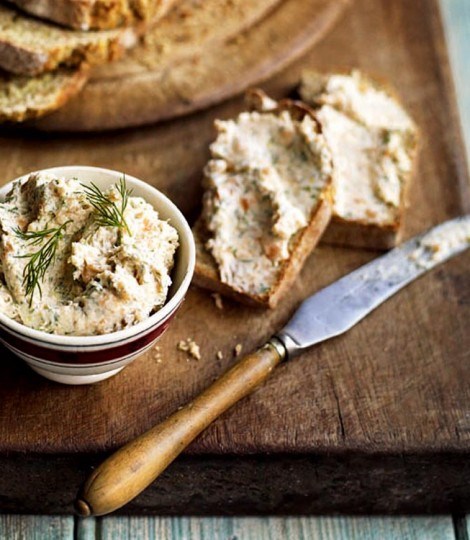 Smoked salmon, cream cheese and dill pâté with caraway soda bread
