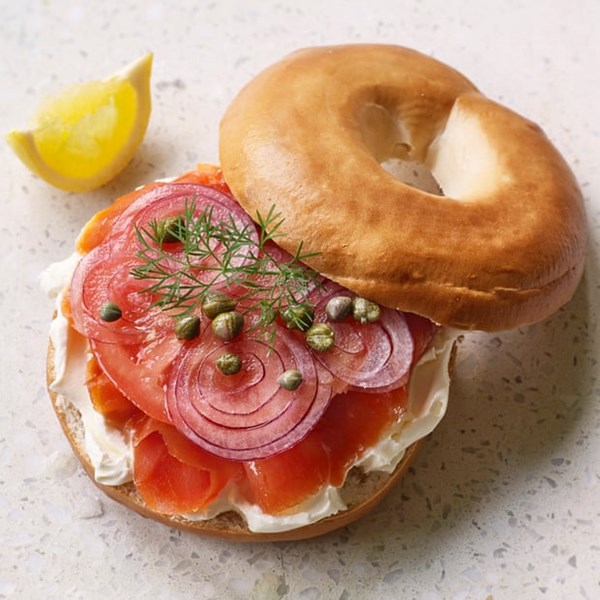 Smoked salmon deluxe