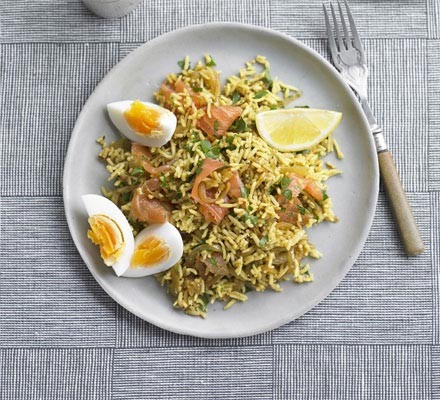 Smoked salmon kedgeree