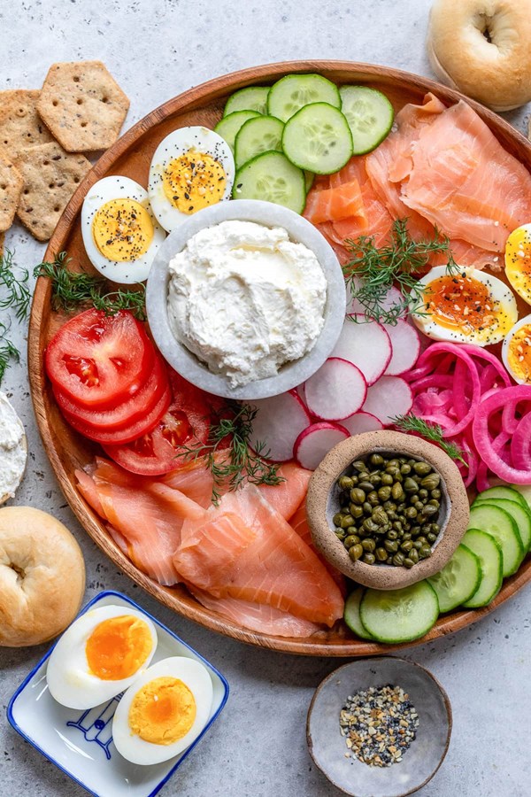 Smoked salmon platter