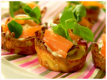 Smoked salmon potato nests