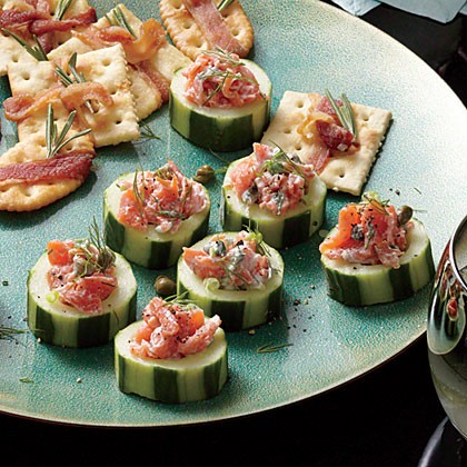Smoked salmon salad in cucumber cups