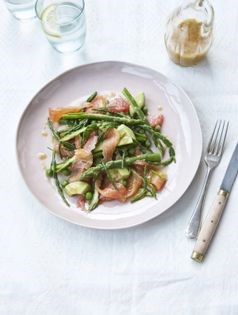 Smoked salmon, samphire and asparagus salad