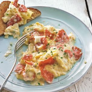 Smoked salmon scramble with cream cheese and herbs
