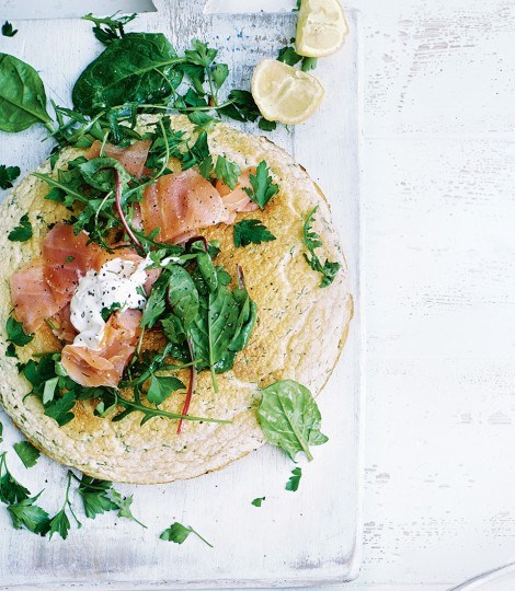 Smoked salmon souffléd omelette