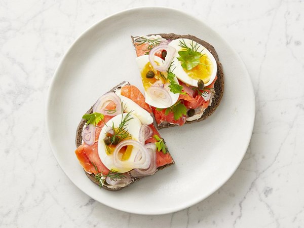 Smoked salmon toast with jammy eggs