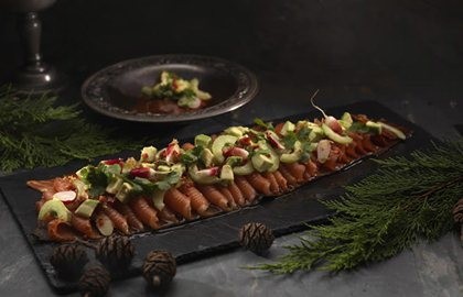 Smoked salmon with avocado, cucumber salad and Oriental vinaigrette
