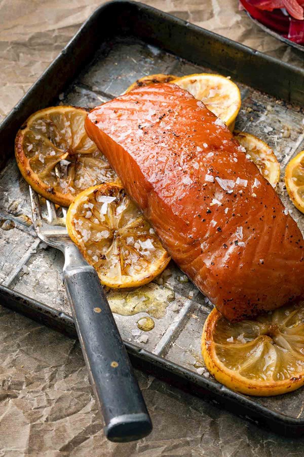 Smoked salmon with bourbon marinade