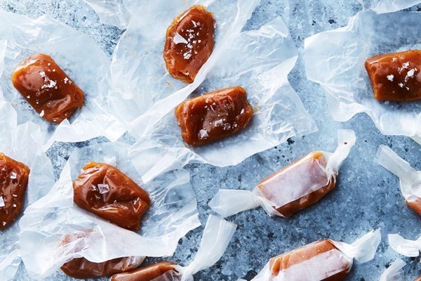 Smoked tea caramels