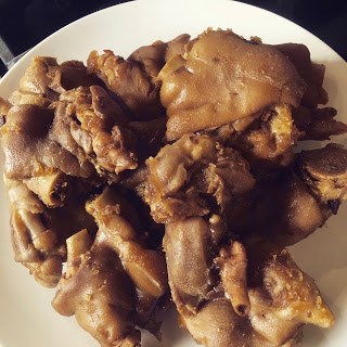 Smoked trotters (Xūn zhūjiăo / 薰豬腳)