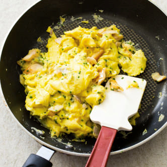 Smoked trout and chive breakfast scramble