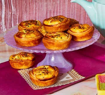 Smoked trout tartlets