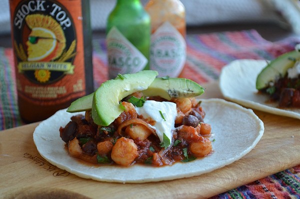 Smokey, spiced hominy and black bean taco filling