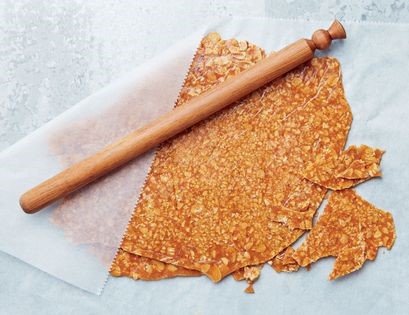 Smoky almond brittle