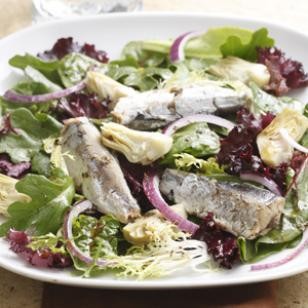 Smoky artichoke-sardine salad