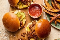Smoky barbecue pork shoulder burgers
