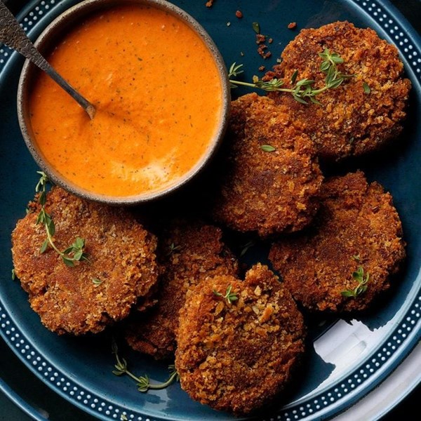 Smoky black-eyes pea cakes