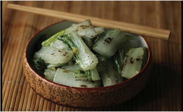 Smoky bok choy with garlic sauce