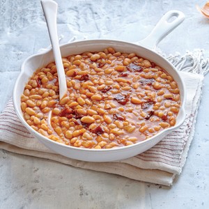 Smoky chipotle baked beans